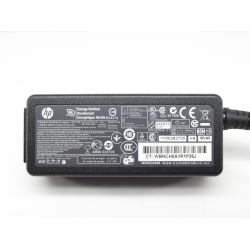 Alimentatore caricabatterie originale HP Compaq output 19,5 Volt (V), 2,05 Ampère (A), 40 Watt (W)